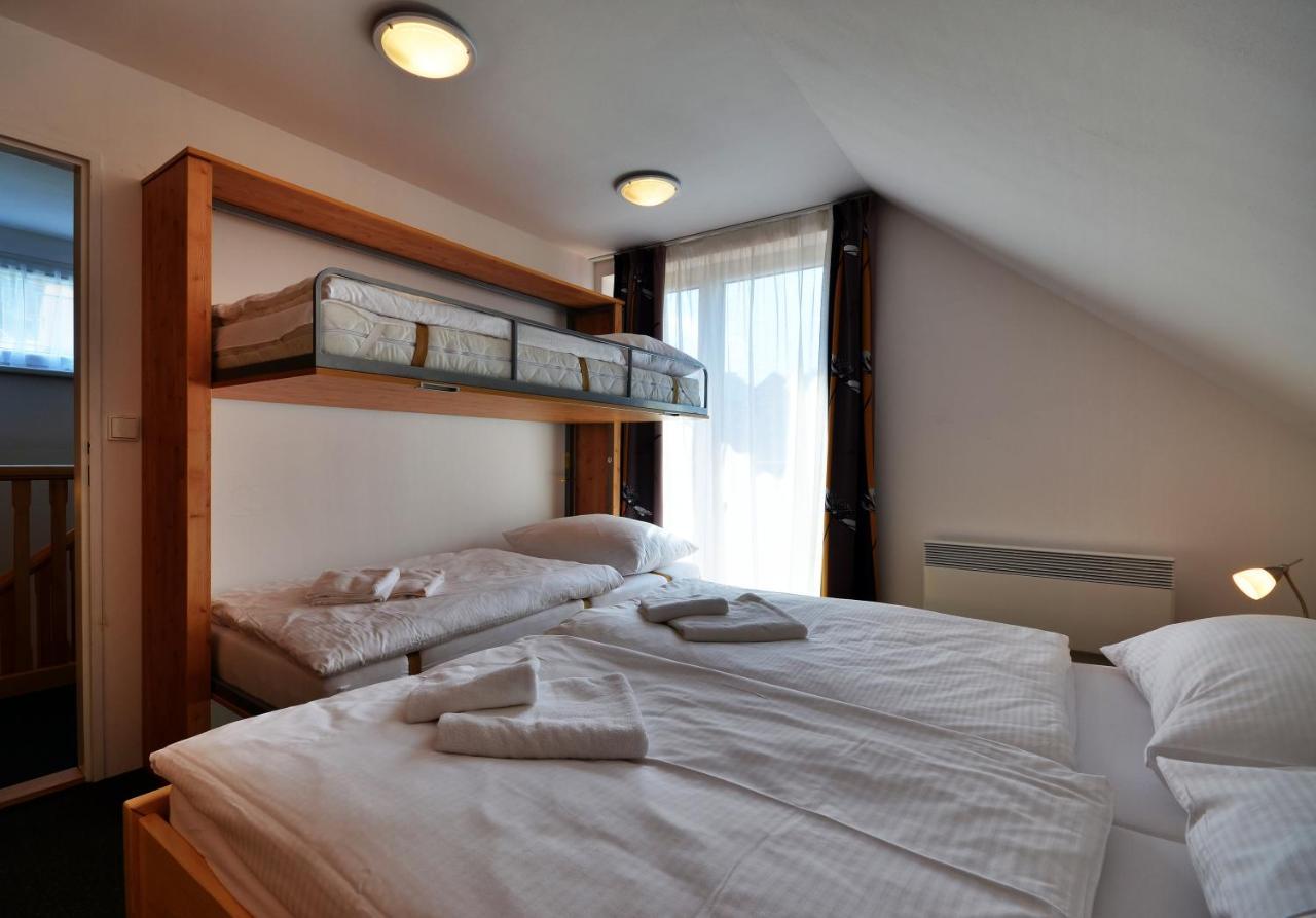 Hotel Jirinka Долни-Морава Экстерьер фото