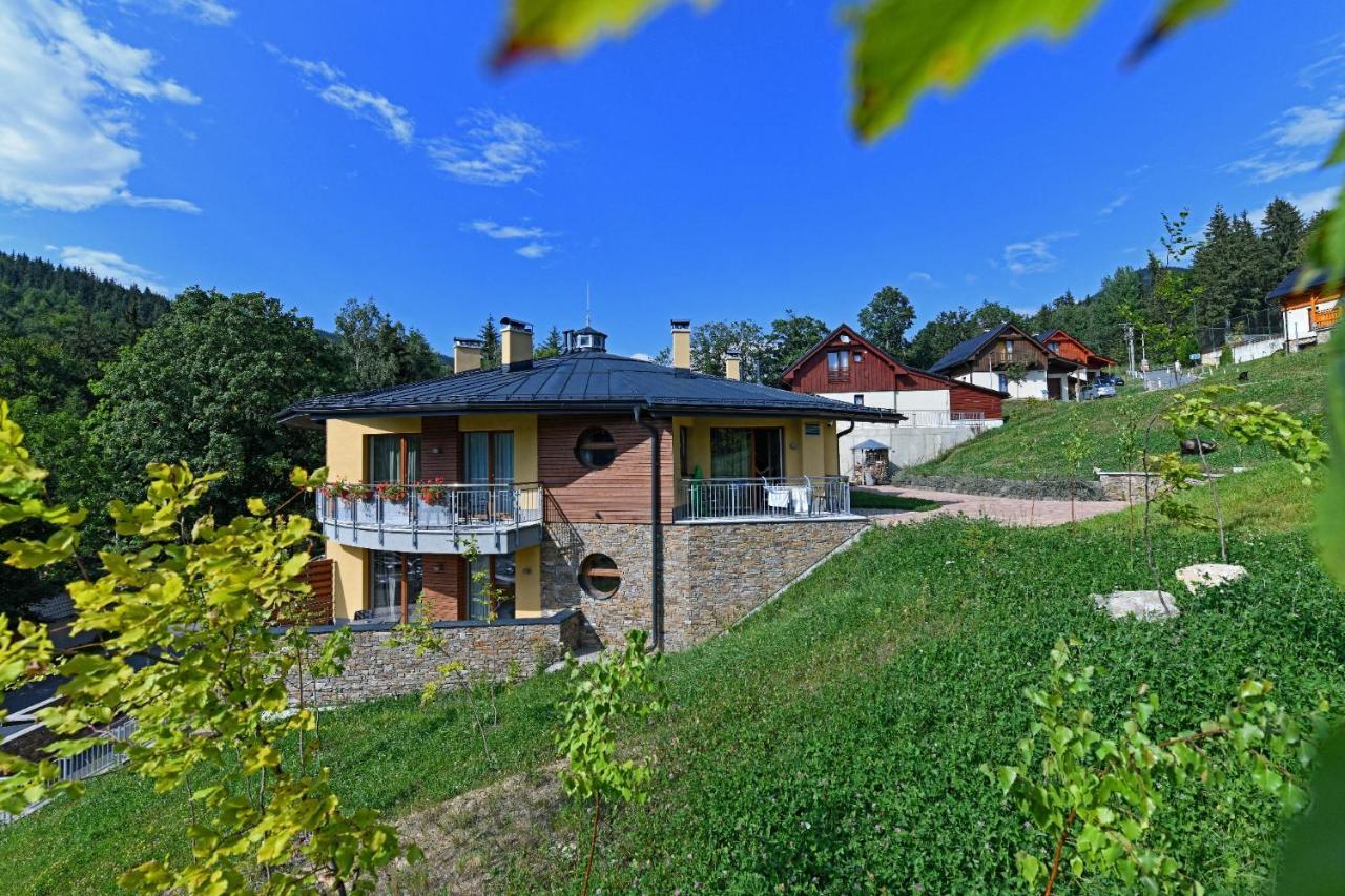 Hotel Jirinka Долни-Морава Экстерьер фото