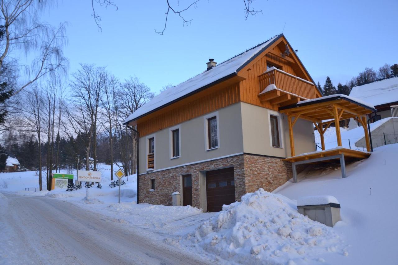 Hotel Jirinka Долни-Морава Экстерьер фото