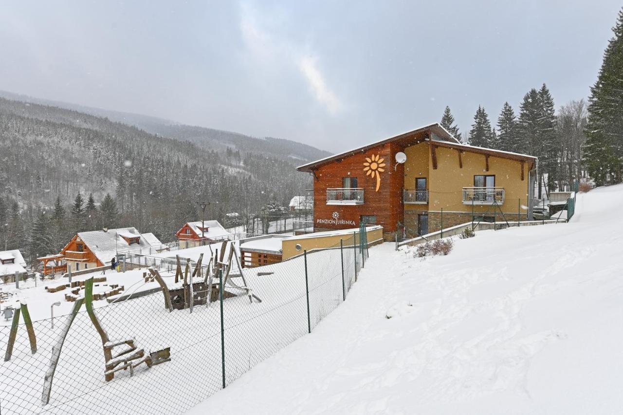 Hotel Jirinka Долни-Морава Экстерьер фото